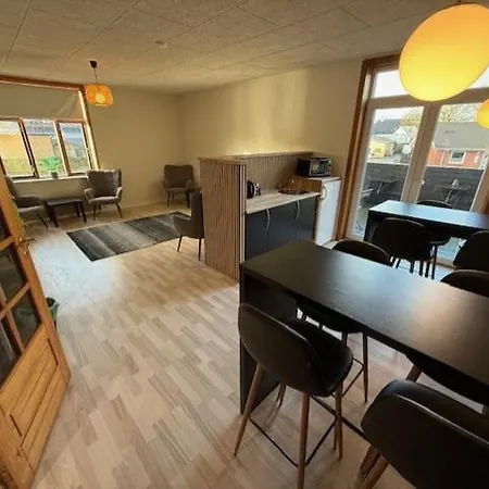 Maison d'hôtes Folsted - Vaerelse 101 Med Eget Badevaerelse Og Fri Parkering