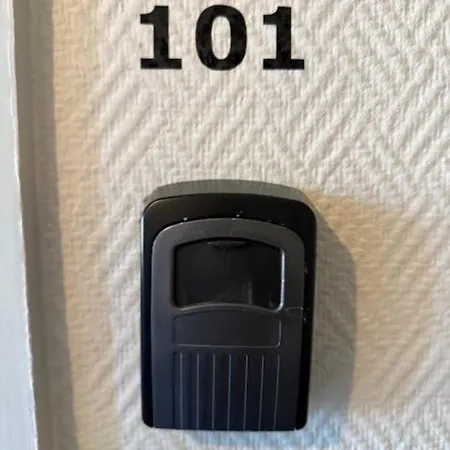 Folsted - Vaerelse 101 Med Eget Badevaerelse Og Fri Parkering