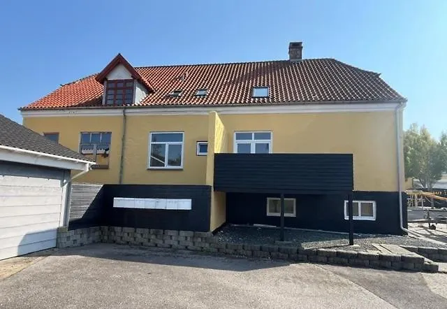 Folsted - Vaerelse 101 Med Eget Badevaerelse Og Fri Parkering Maison d'hôtes Bindslev