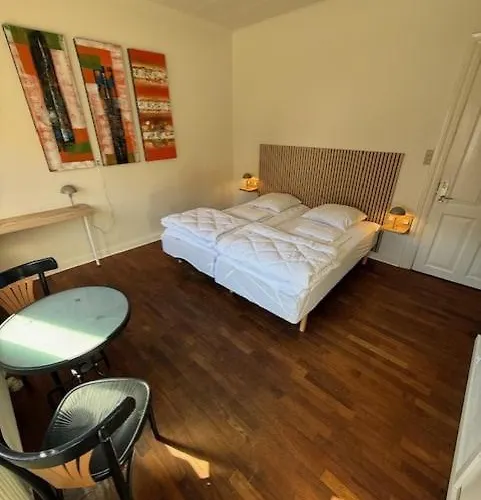 Folsted - Vaerelse 101 Med Eget Badevaerelse Og Fri Parkering Maison d'hôtes